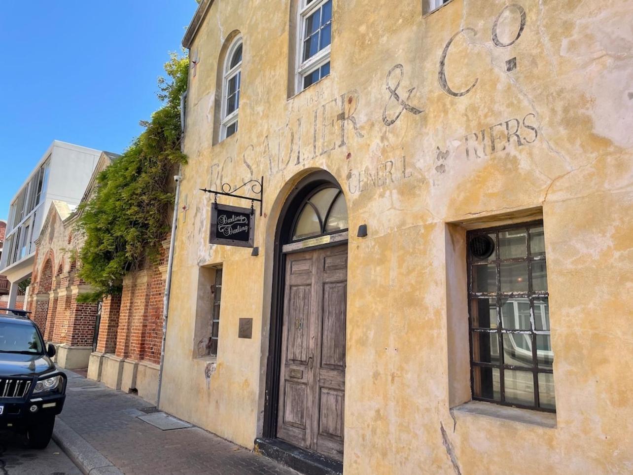 Rooftops On Henrycentre Of West End Cafes Fremantle Exterior photo